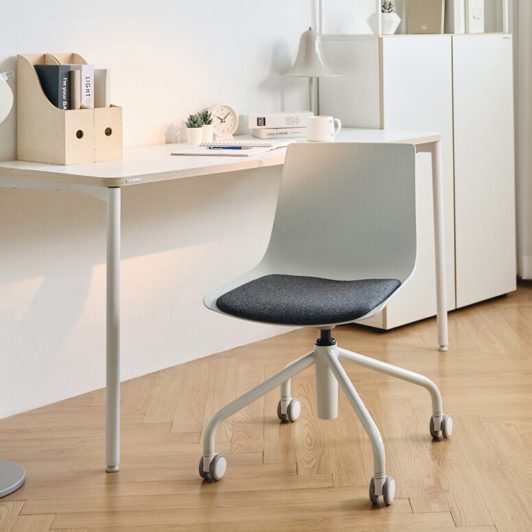 듀오백,듀오백 EINS-1-Swivel 아인스 웜체어 인테리어 공부 학생 의자